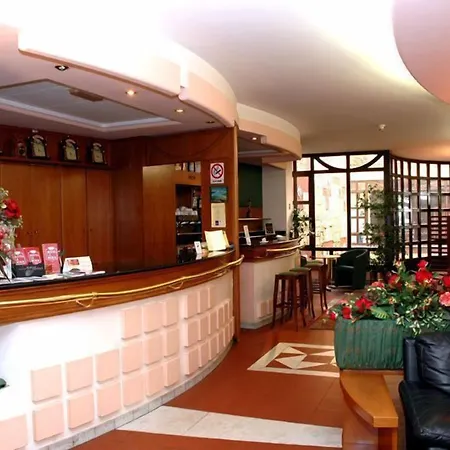 Le Mura E 치타디카스텔로