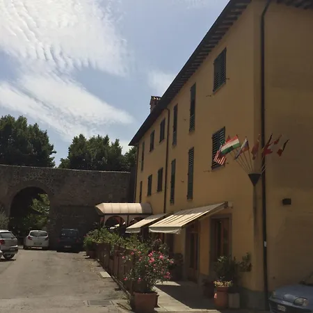 Le Mura E 3* Città di Castello